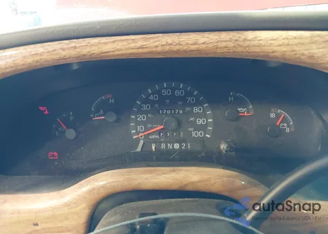 1998 Ford E-150 Recreational из США, поврежденный, VIN 1FDRE1462WHB50372